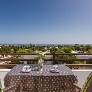 Apartamento Casa Loro Azul Terraza Piscina Y Vistas Al Mar, Costa Teguise